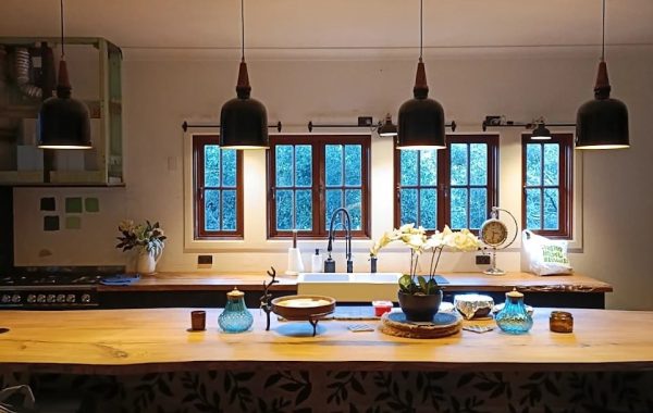 Pacific Electrical - Residential Kitchen Lighting